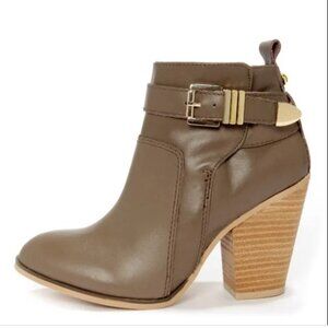Report Osprey Taupe Belted High Heel Ankle Boots 9